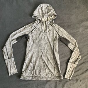 Lululemon Size 4 half zip